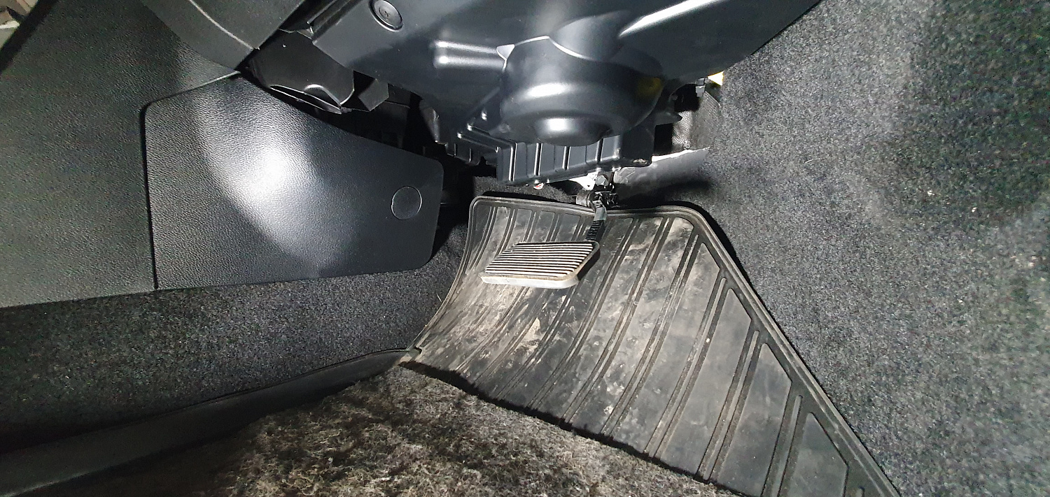 Установка тяговых педалей на EXEED (автомат, 1 шт.)
