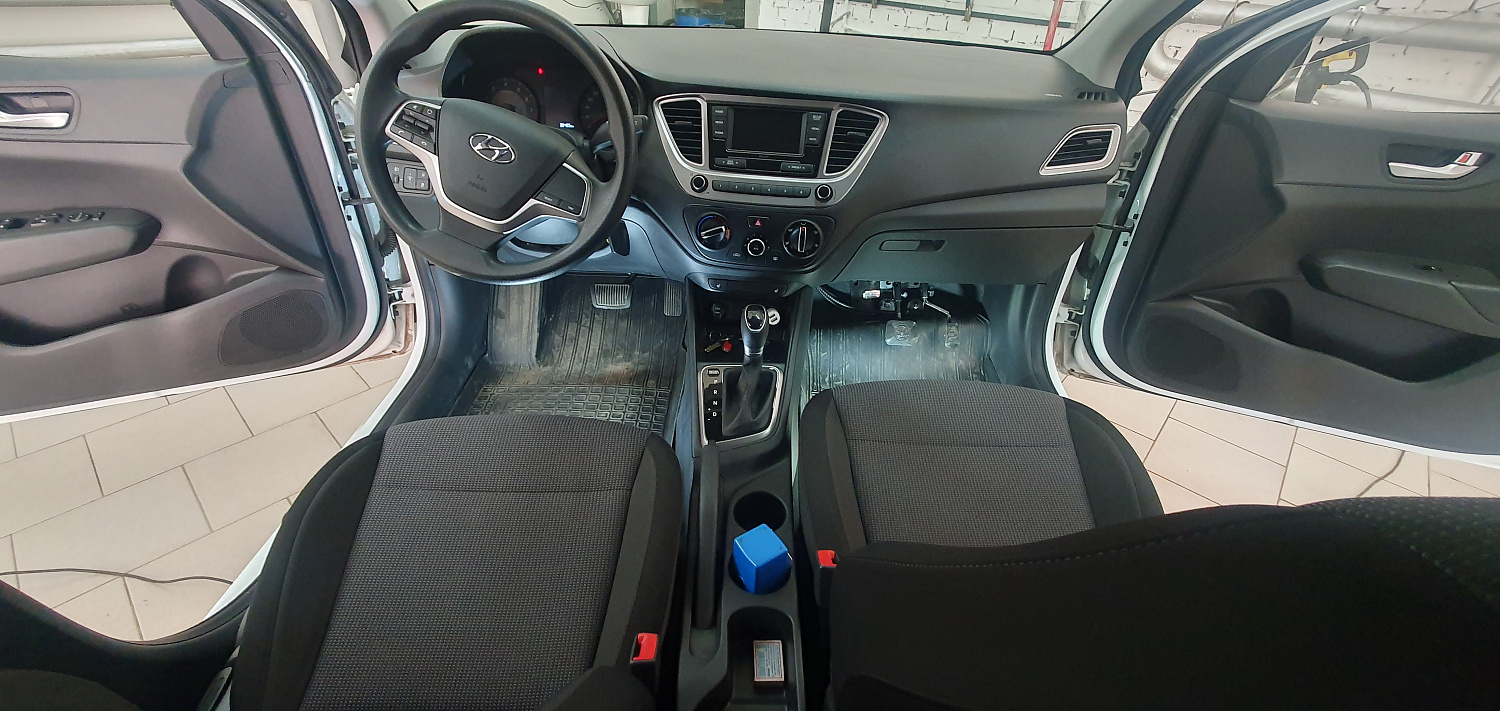 Установка тросовых педалей на Hyundai Solaris (автомат, 2шт.)