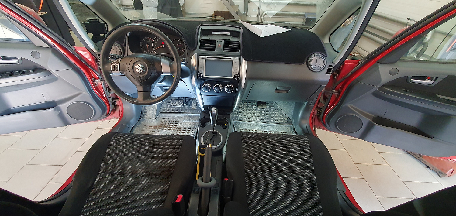 Установка тяговых педалей на Suzuki SX4 2009 г. (автомат, 1 шт.)