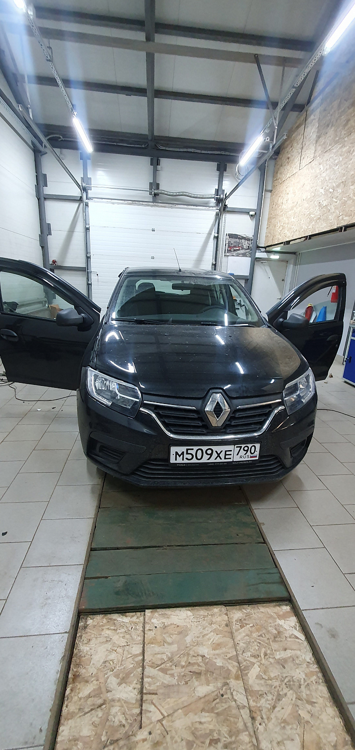 Установка тяговых педалей на Renault Sandero 2020 г. (механика, 3шт.)