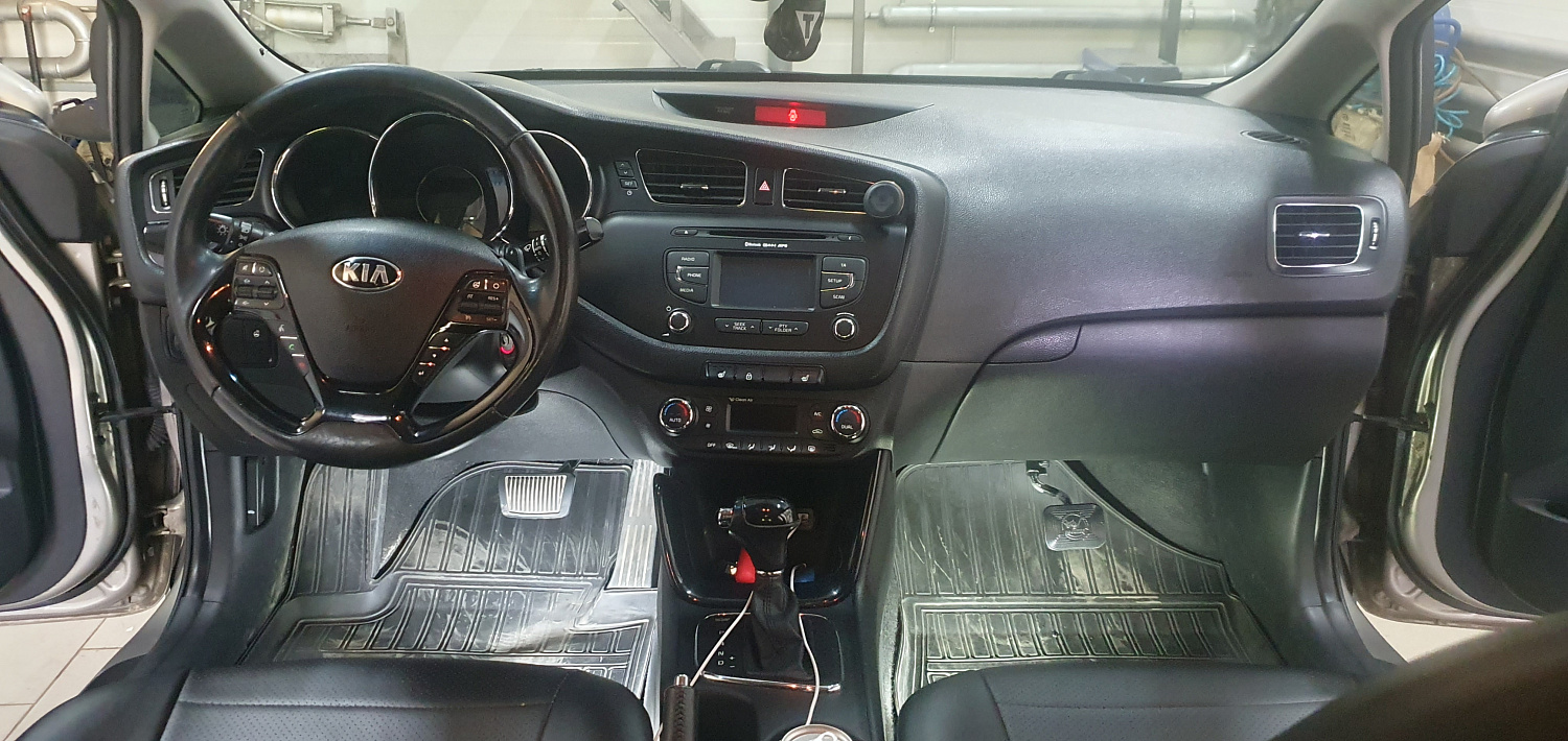 Установка тросовых педалей на Kia Ceed 2013 (автомат, 1шт.)